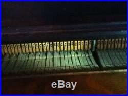 1926 Grinnell Upright Piano, Used condition, Number of Keys 88