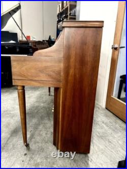 1975 Kimball Artist Console Upright Walnut Satin finish 42 1975 Kimball Artist Console Upright Walnut Satin finish 42