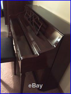 1991 Kimball Upright Piano and matching bench, MINT PERFECT CONDITION