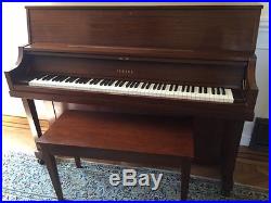 1994 Yamaha P22 Studio Upright 88-Key Piano