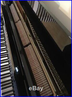 2010 YAMAHA U1 UPRIGHT 48 PIANO POLISHED EBONY BLACK MADE IN JAPAN With BENCH