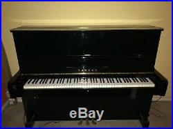 46 Upright Yamaha Piano Ebony Glossed with Storage Bench & Humidifier System