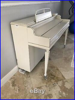 Antique Functional Fully Tuned 1938 Gulbransen Spinet Piano