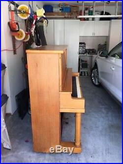 Antique upright piano Craftsman quarter-sawn oak veneer