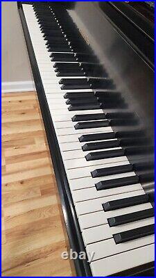 BALDWIN GRAND PIANO Model R 5'8 1984 $3,950