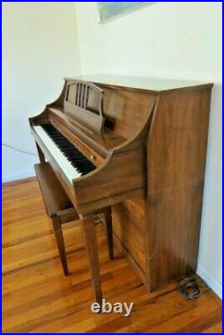 Baldwin Acrosonic Console Upright Piano With Bench Model #601