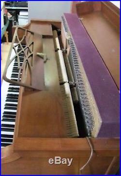Baldwin Acrosonic Spinet Upright Piano with Piano bench