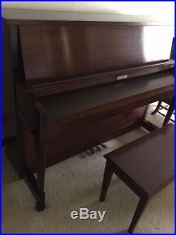 Baldwin Hamilton piano Excellent Condition From smoke free and pet free home