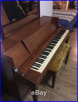 Baldwin Piano 668710
