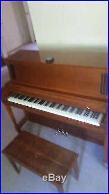 Baldwin Piano model 243