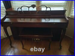 Baldwin Spinet Piano Model 556 CHY with Bench