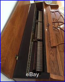 Baldwin Upright Piano Excellent Condition! Recently Tuned