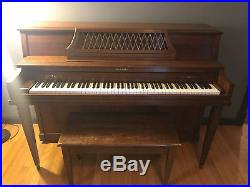 Baldwin Upright Piano Good Condition (needs tuning)