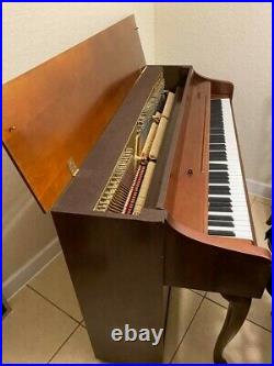 Baldwin Upright piano