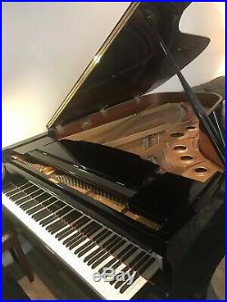 Beautiful Kawai Grand Piano for Sale