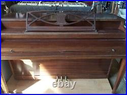 Choice Spinet Piano Lim Local Delivery Inc