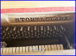 Console Story & Clark Piano
