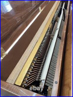 Daewoo Sojin acoustic Upright Piano RS 11 Polished Walnut