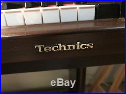 Digital piano 88 keys Technica upright #305