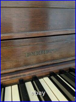 Everett Console Piano Walnut Upright Solid Walnut. Musical Theater Sound