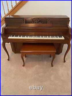 Everett Upright Piano Walnut Excellent condition