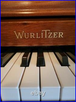 Grandma's Wurlitzer Piano Upright with Bench 2817015 Style 2271 Excellent 90's