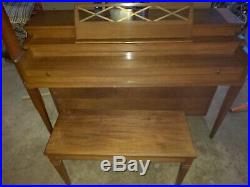 Gulbransen upright piano with bench