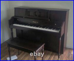 Hallet Davis & Co Boston Piano Upright 610304124 Good used condition Bench