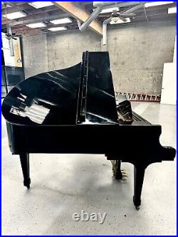 Hanover Grand Piano 5'9 Polished Ebony