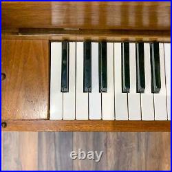 Hobart M Cable 40 Medium Walnut Console Piano c1973 #499151