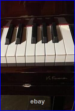 KINGSBURG Upright Polished Mahogany Piano (Model KU125)