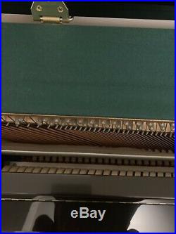 Kawai CE-7 N Upright Piano 42 Polished Ebony