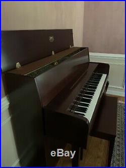 Kawai Studio Piano Model 506 with matching bench Satin Mahogany one owner