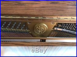 Kawai Upright Piano with excellent condition 52
