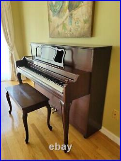 Kawai piano upright 508 decorator console