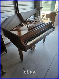 Kimball'Le Petite' Grand Piano