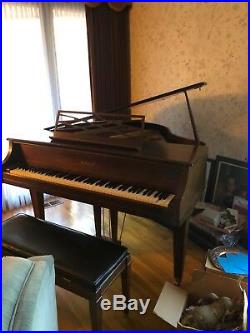Kimball baby grand piano dark brown with bench beautiful condition