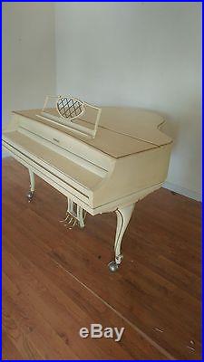 Kimball baby grand piano yellow good condition