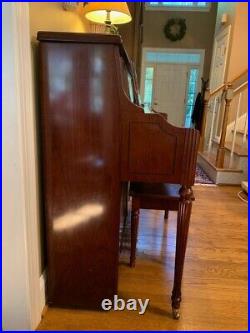 Kohler & Campbell KC-118 Piano and Bench