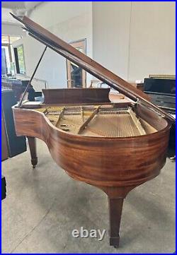 Kurtzmann Grand Piano 5'7 Polished Mahogany