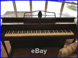 Lester Betsy Ross sphinet upright piano