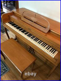 Maple Wood Lester Spinet Upright Piano with Bench