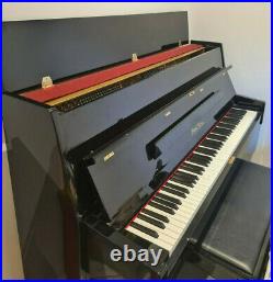 Pearl River piano Upright Black