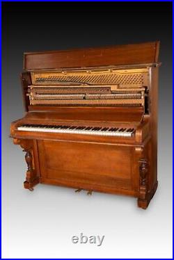 Piano. Circa 1900