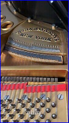 Piano STEINWAY and SONS, bl