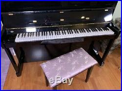 Piano Schimmel upright model 116s Ebony with Bench Perfect condition