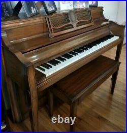Piano Sohmer & Co Upright Piano Maple Wood