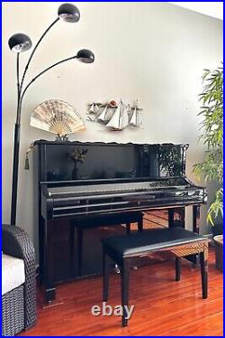 Piano, Yamaha, U1-48, black, made in Japan, used 3 yrs only, excellent condit