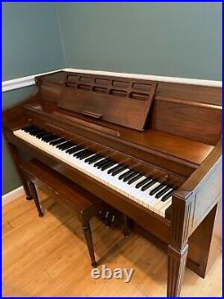 Piano upright Janssen piano. Piano had one owner prior and was hardly used