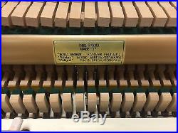 SAMICK Piano & Bench Vertical Musical Instrument Music Organ Keyboard Ivory Keys